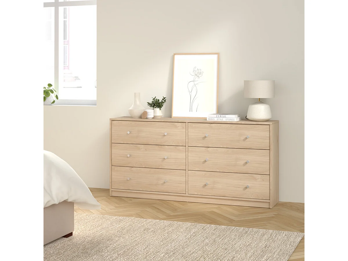 Maria kommode breed met 6 lades, licht notenhout.