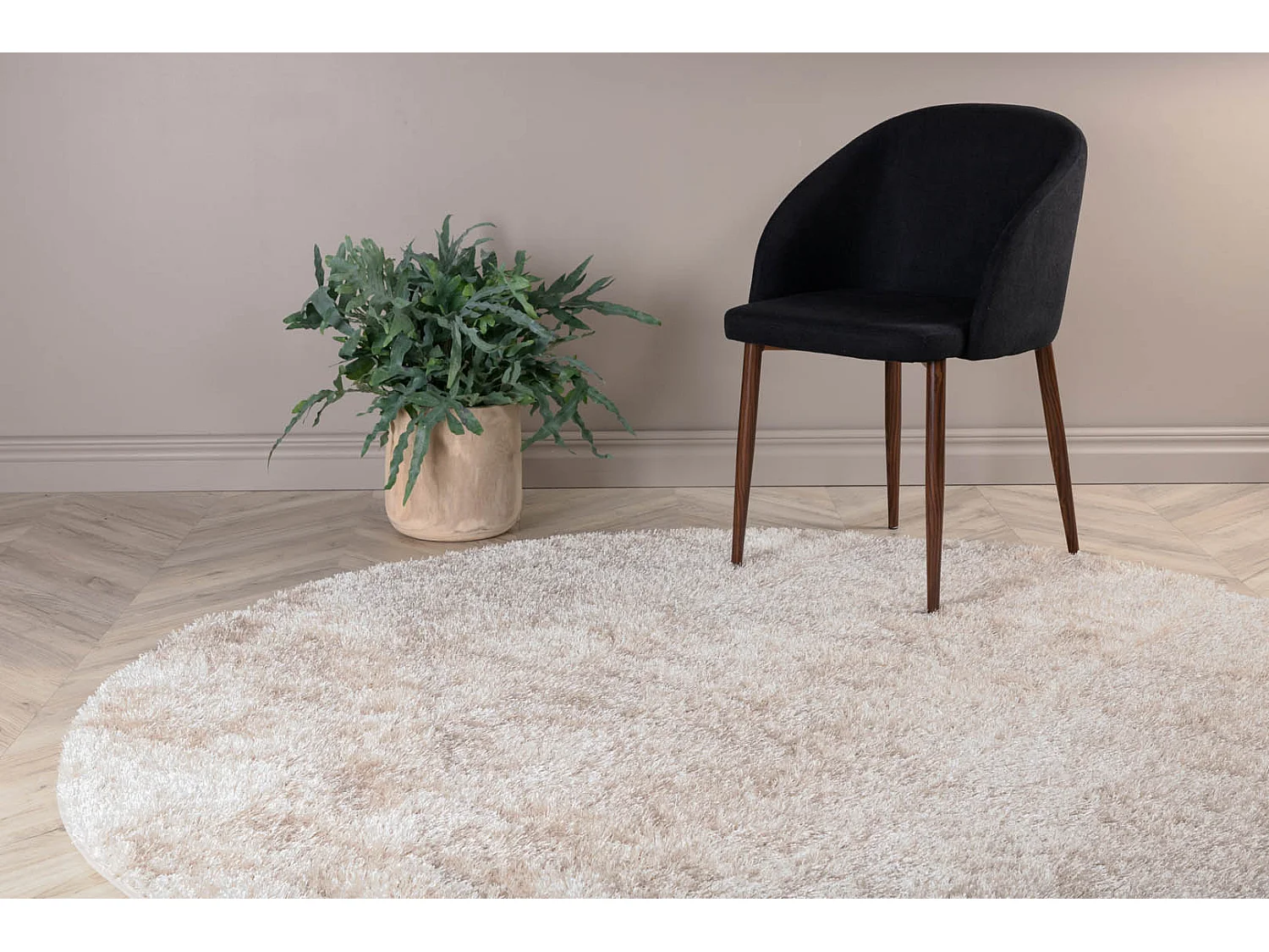 Mattis vloerkleed Ø200 cm polyester beige.