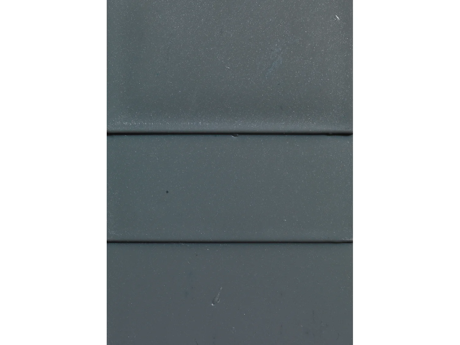 Sgabello da bar Otis con struttura grigia e nera.