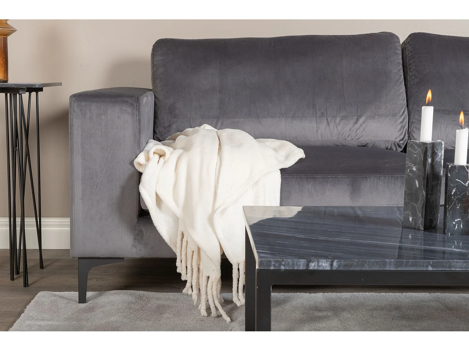Bolero bank 3 persoons velours grijs.