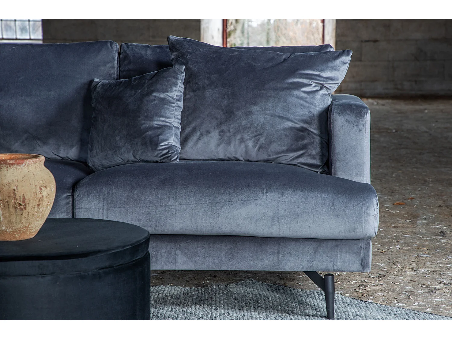 Canapé 3 Places en Velours "Sofia" 260cm Gris Foncé