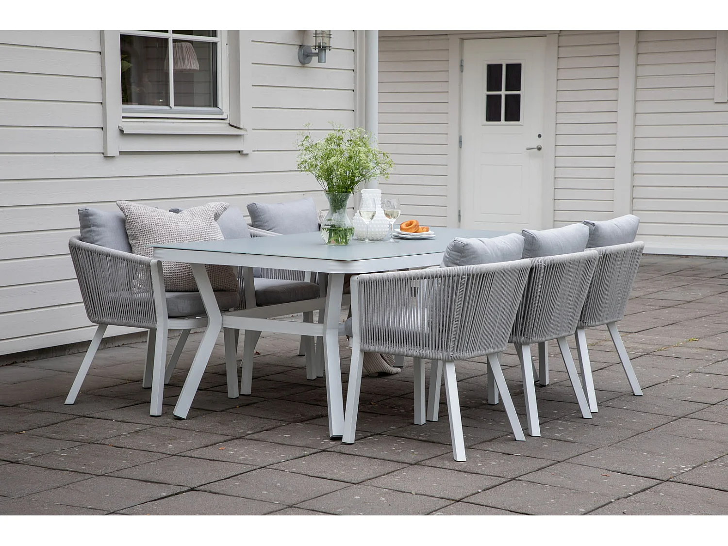 Virya tuinmeubelset tafel 100x200cm en 6 stoel Virya wit, grijs.