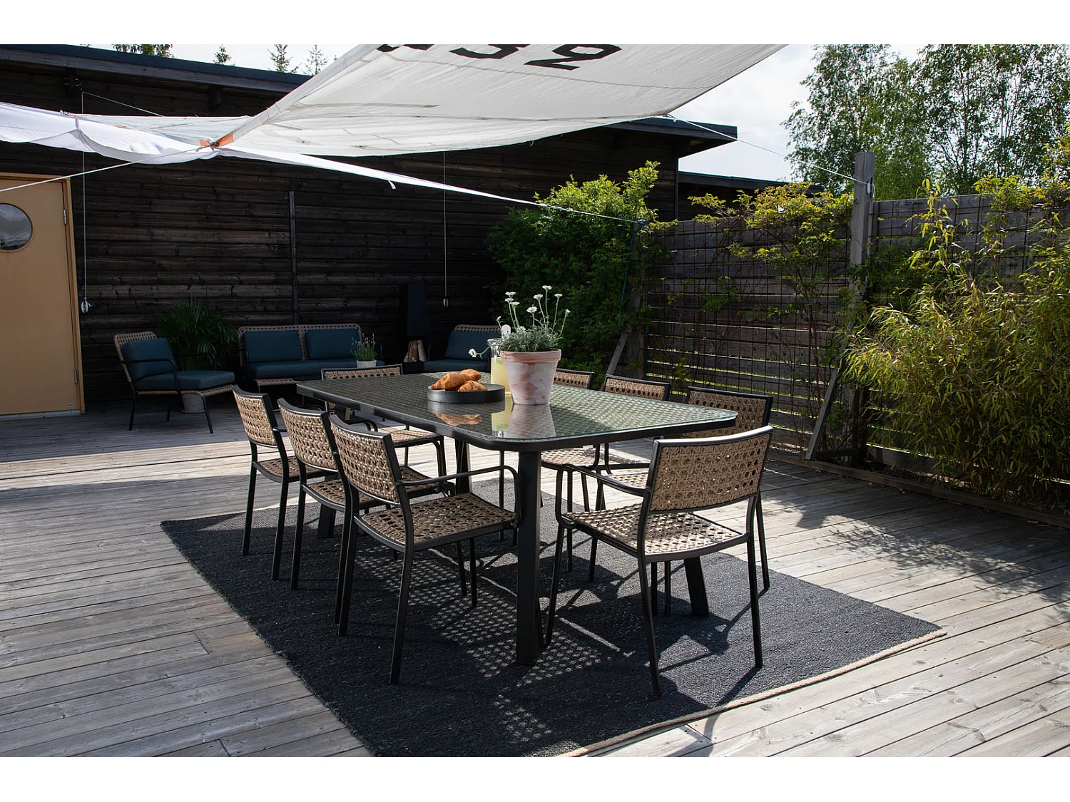 Paola Ensemble table et chaises de jardin, table 100x200cm et 8 chaises Paola, noir, naturel.