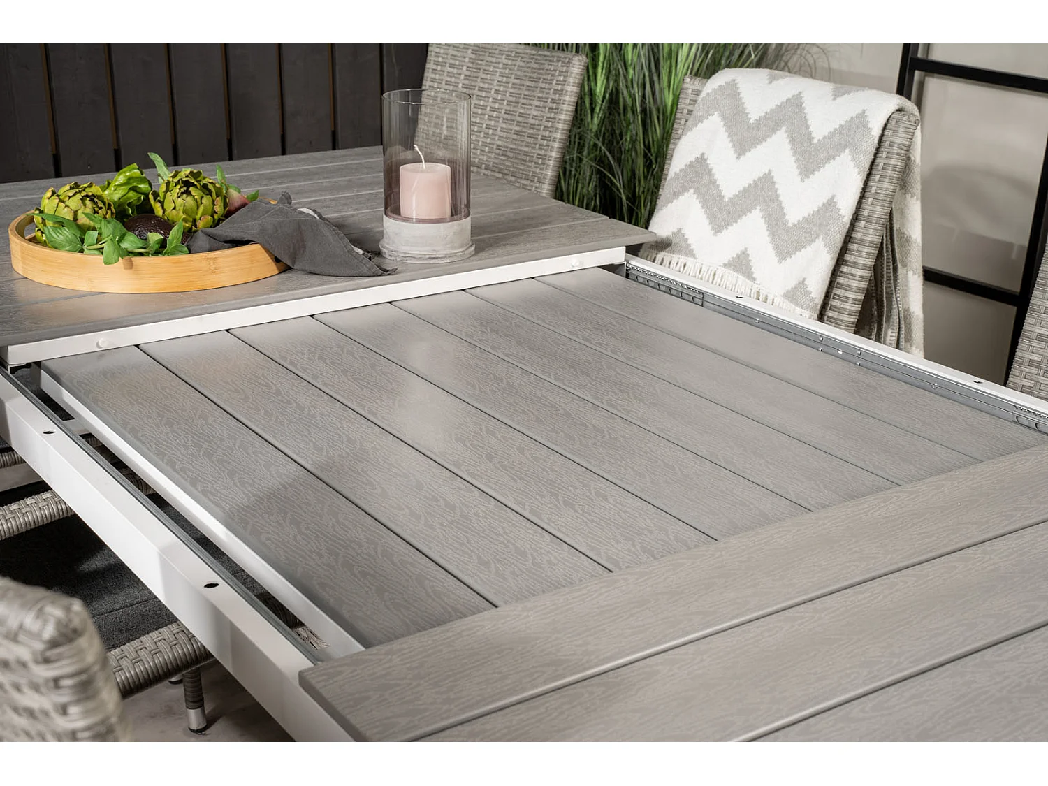 Levels Ensemble table et chaises de jardin, table 100x160/240cm et 8 chaises Anna, gris.