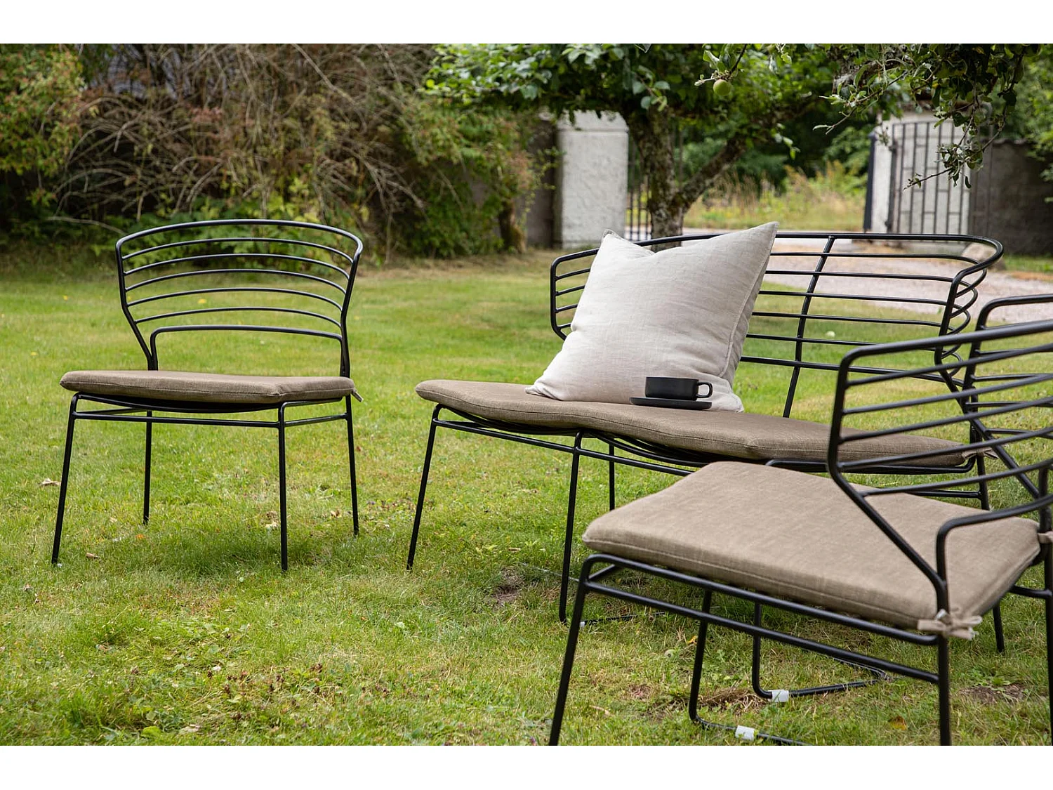 Milano Conversation Set