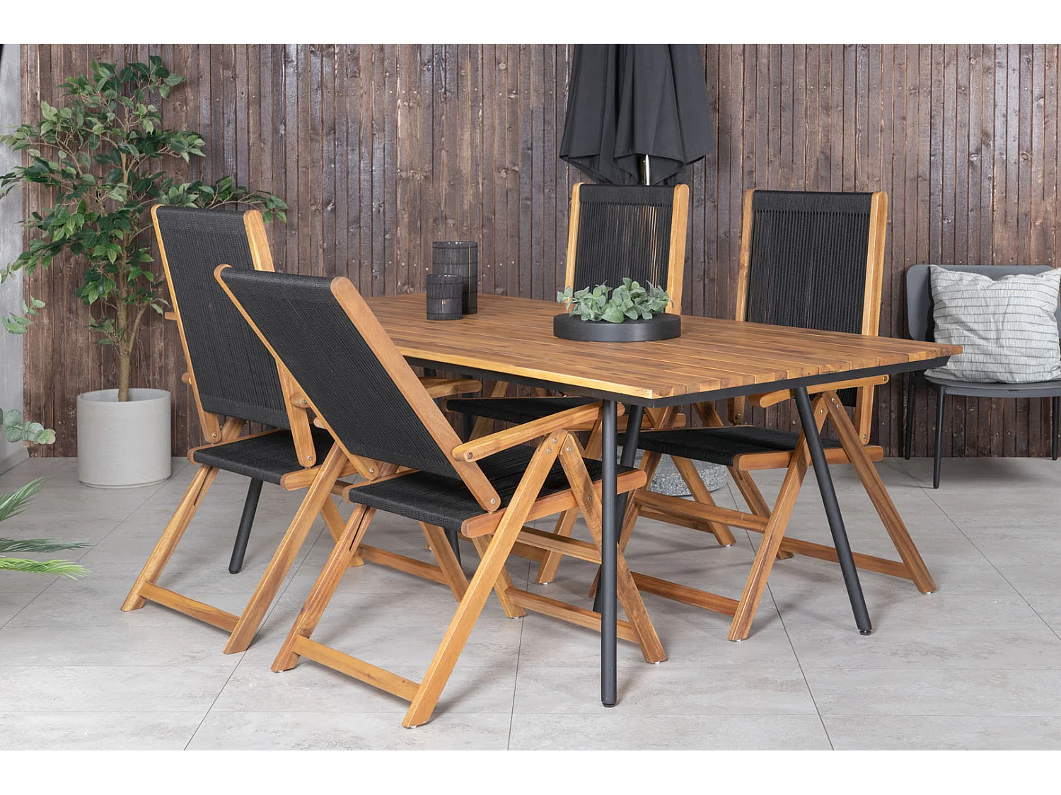 Chan Ensemble table et chaises de jardin, table 100x200cm et 4 chaises Little John, noir, naturel.