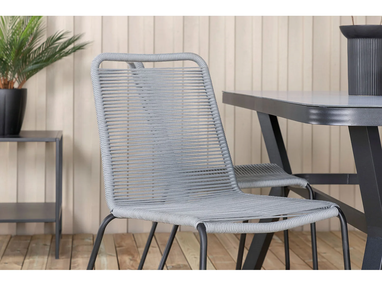 Virya tuinmeubelset tafel 90x160cm en 4 stoel Lindos zwart, grijs.