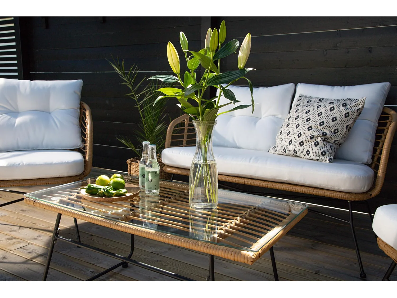 Viga Conversation Set