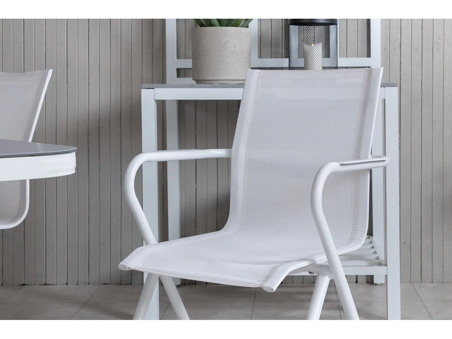 Virya Ensemble table et chaises de jardin, table 90x160cm et 4 chaises alu Alina, blanc, gris.