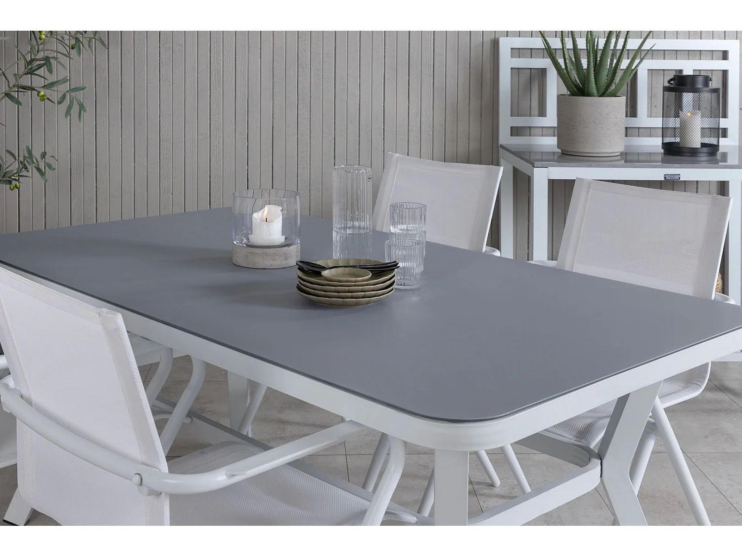 Virya Ensemble table et chaises de jardin, table 90x160cm et 4 chaises alu Alina, blanc, gris.