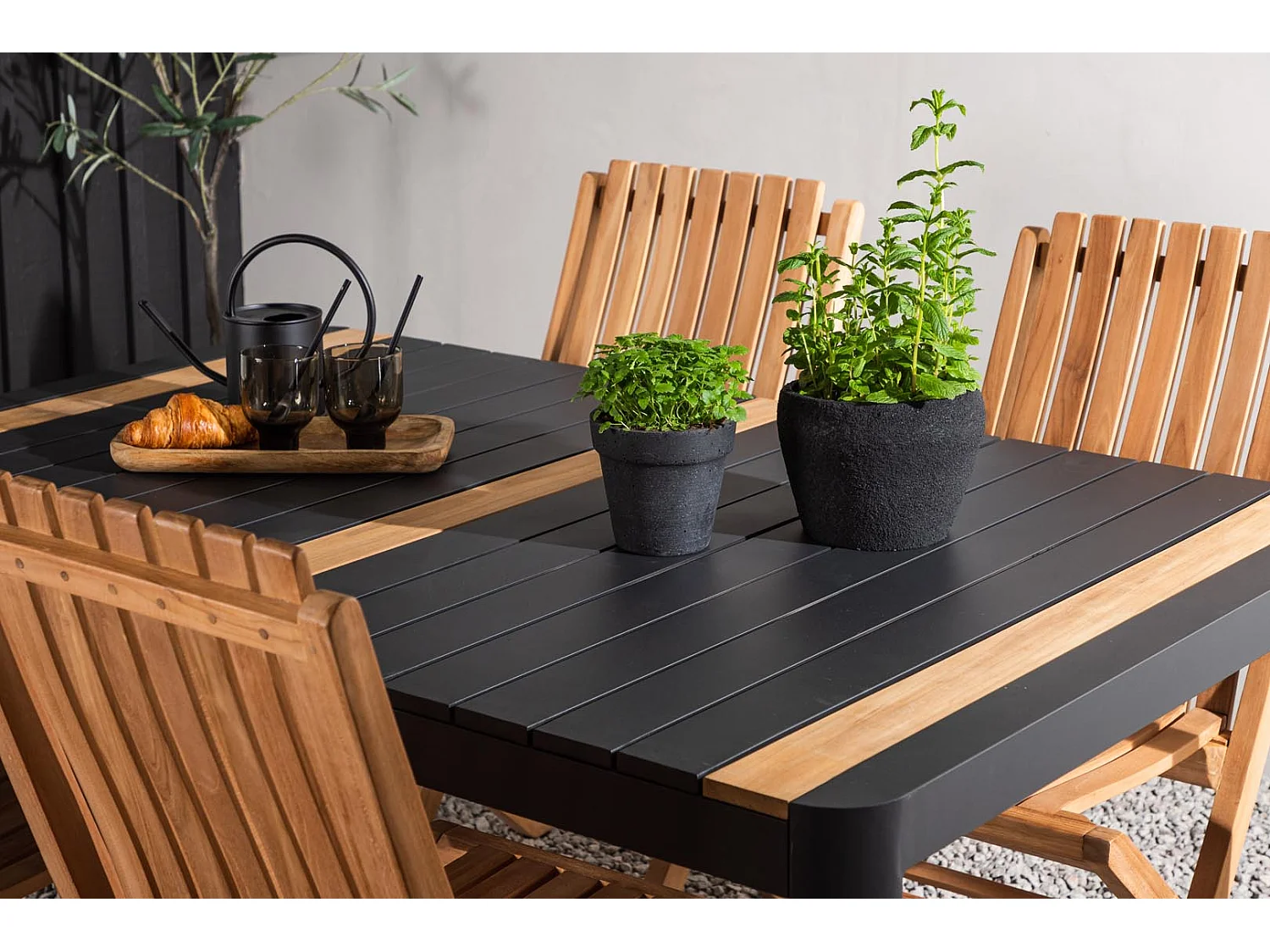 Togo ensemble table et chaises de jardin, table 150x100cm, 4 chaises Ghana, noir,naturel.