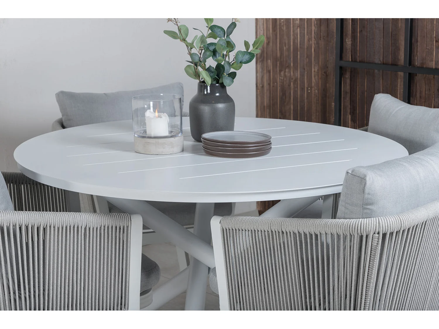 Alma tuinmeubelset tafel Ø120cm en 4 stoel Virya wit.