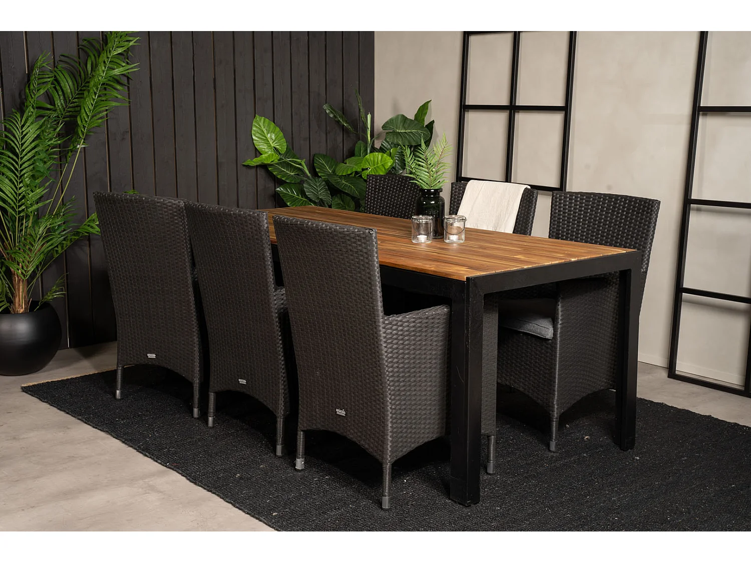 Bois Ensemble table et chaises de jardin, table 90x205cm et 6 chaises Malin, noir, naturel.