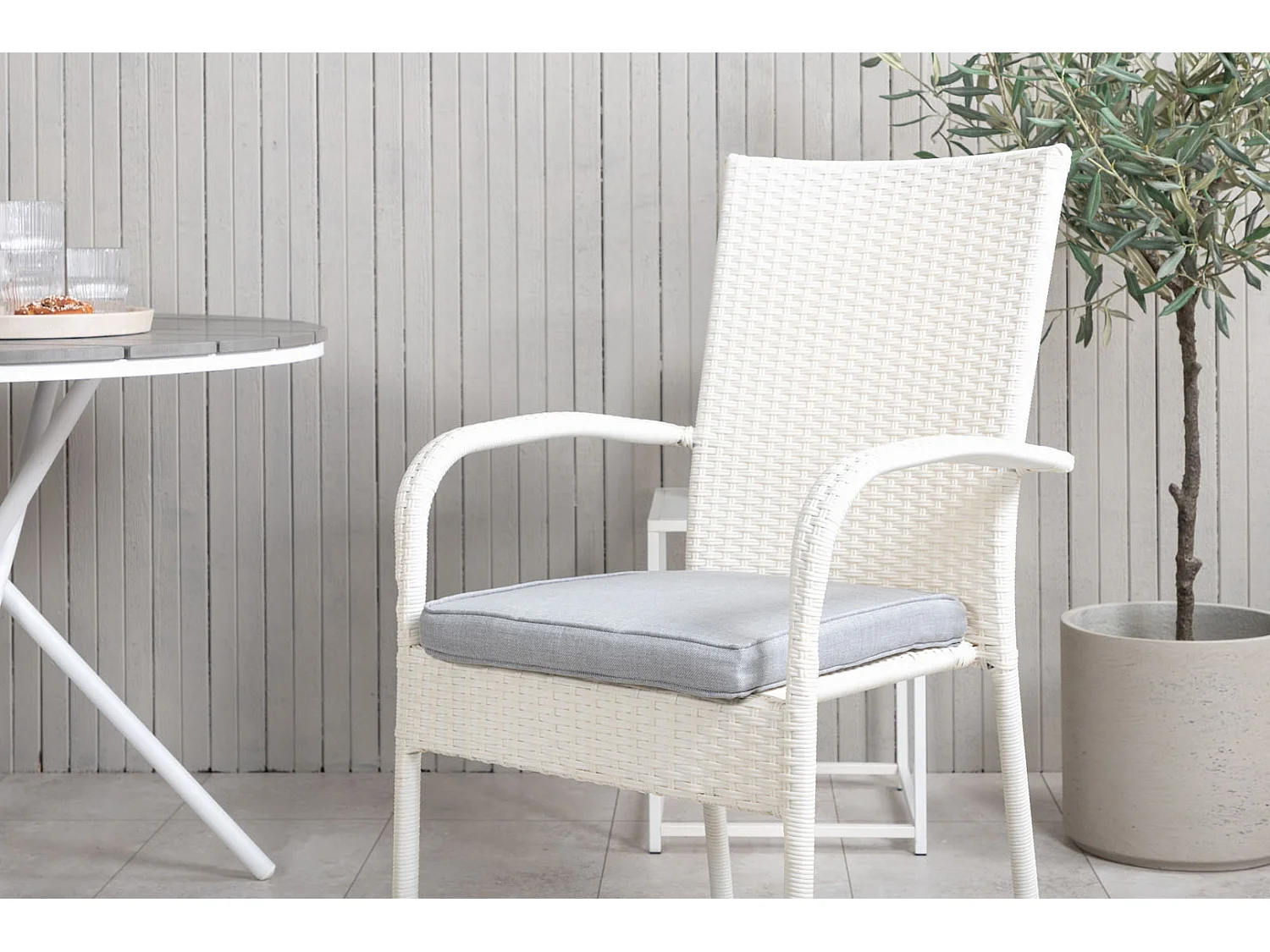 Parma Ensemble table et chaises de jardin, table Ø90cm et 2 chaises Anna, gris, crème.