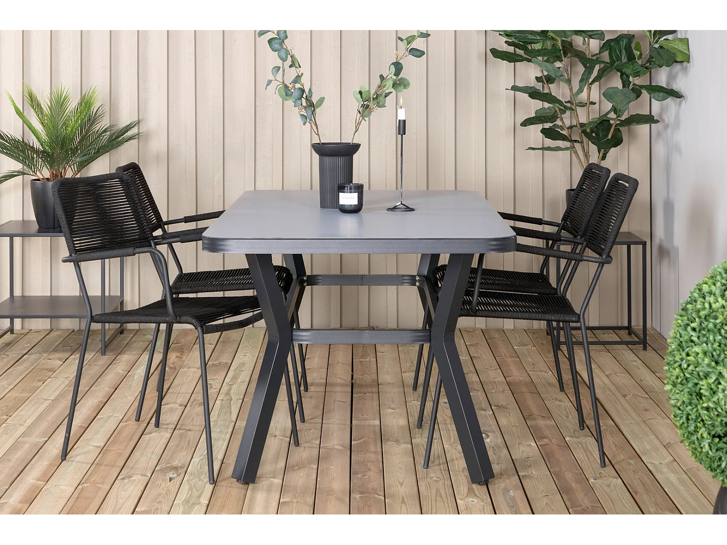 Virya Ensemble table et chaises de jardin, table 90x160cm et 4 chaises avec accoudoirs S Lindos, noir, gris.