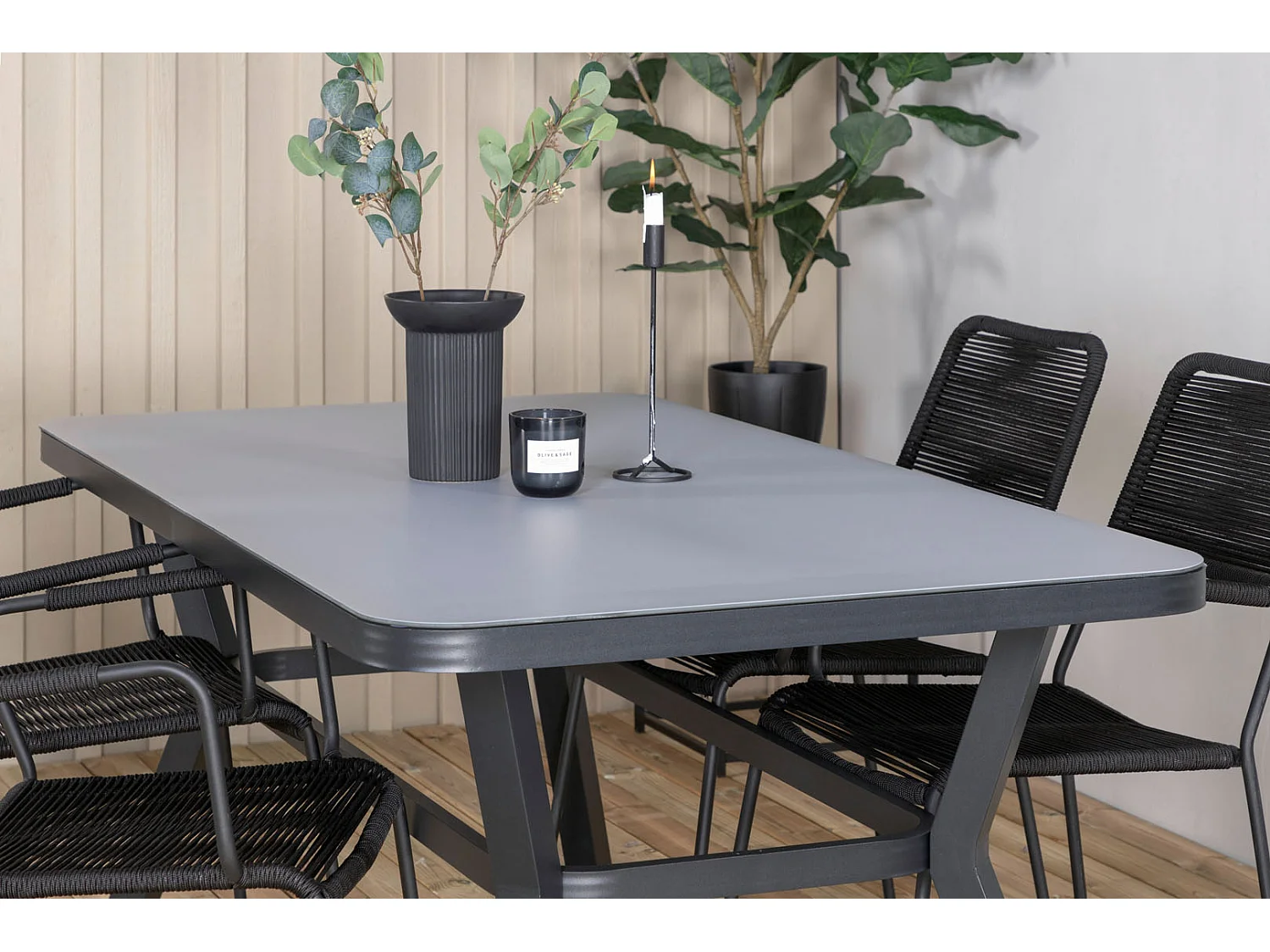 Virya Ensemble table et chaises de jardin, table 90x160cm et 4 chaises avec accoudoirs S Lindos, noir, gris.