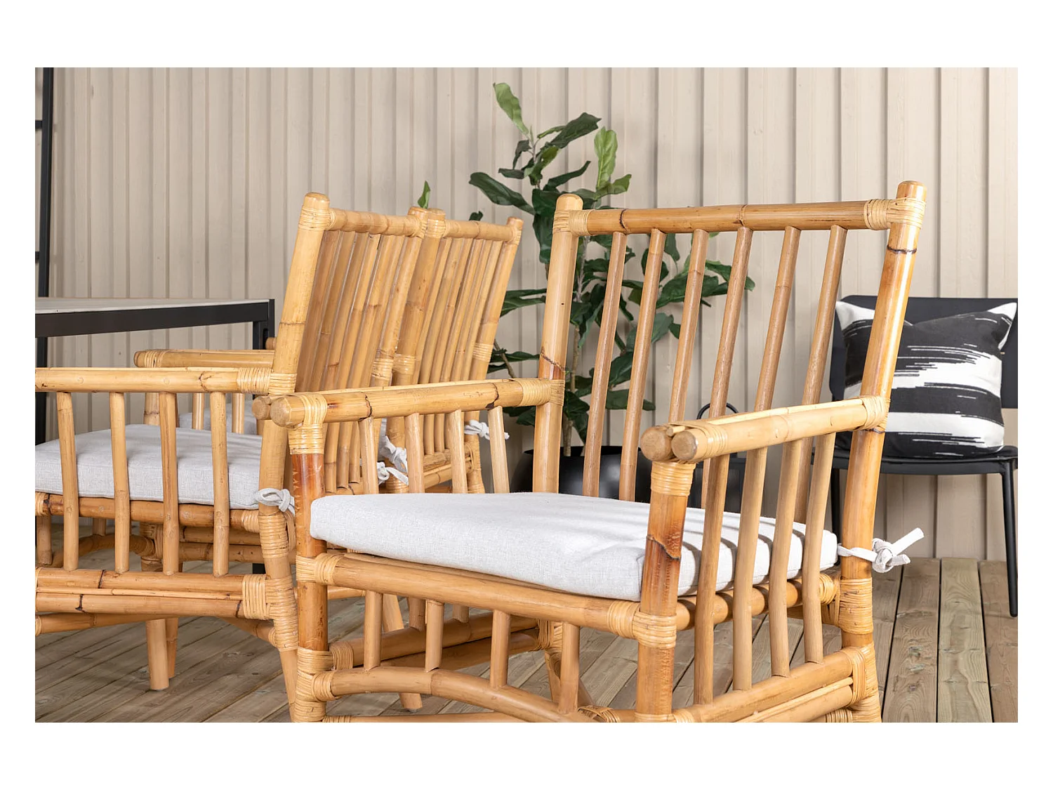 Texas Ensemble table et chaises de jardin, table 100x200cm et 6 chaises Cane, gris, naturel, noir.