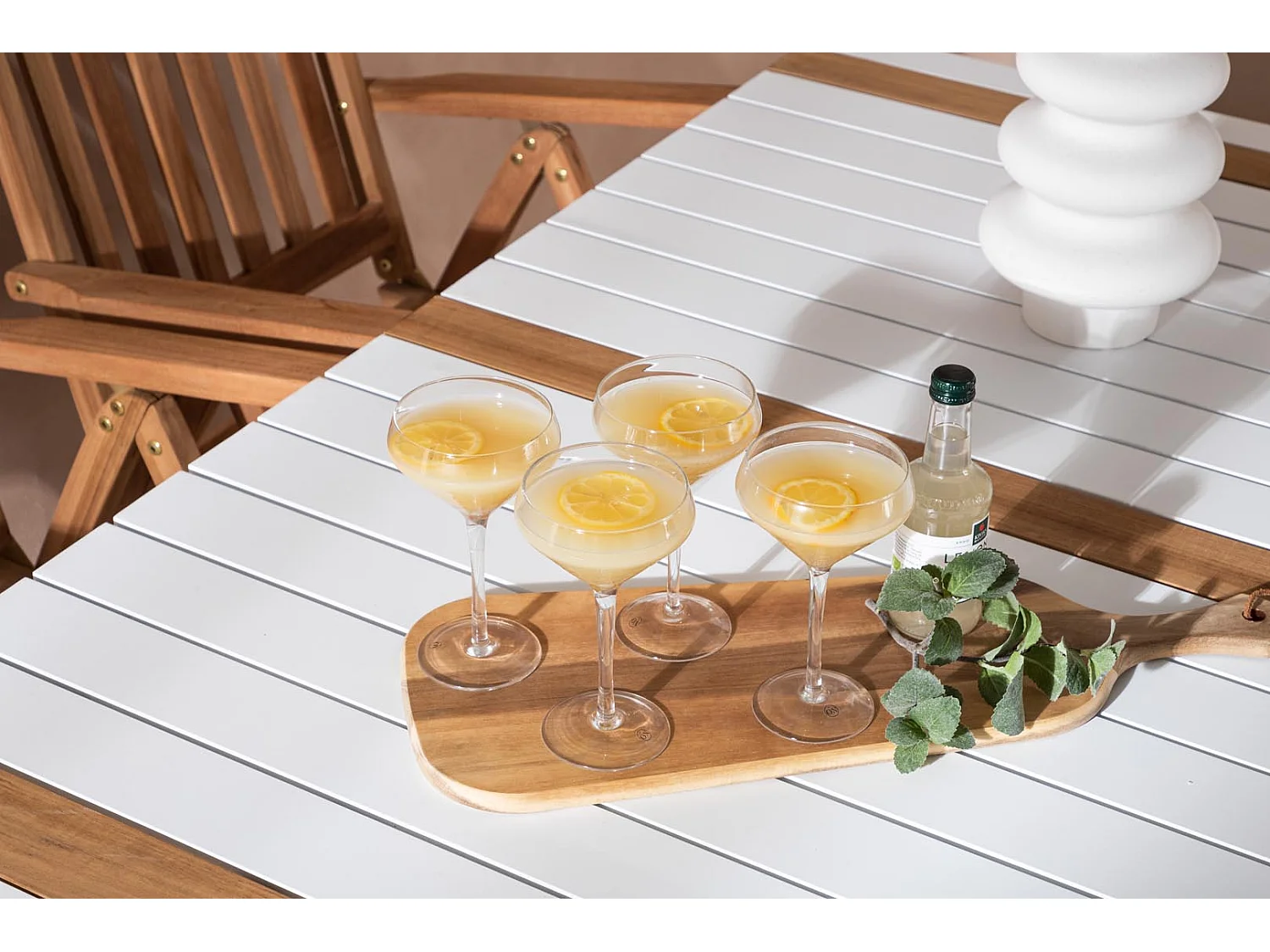 Togo ensemble table et chaises de jardin, table 150x100cm, 4 chaises Kenya, blanc,naturel.