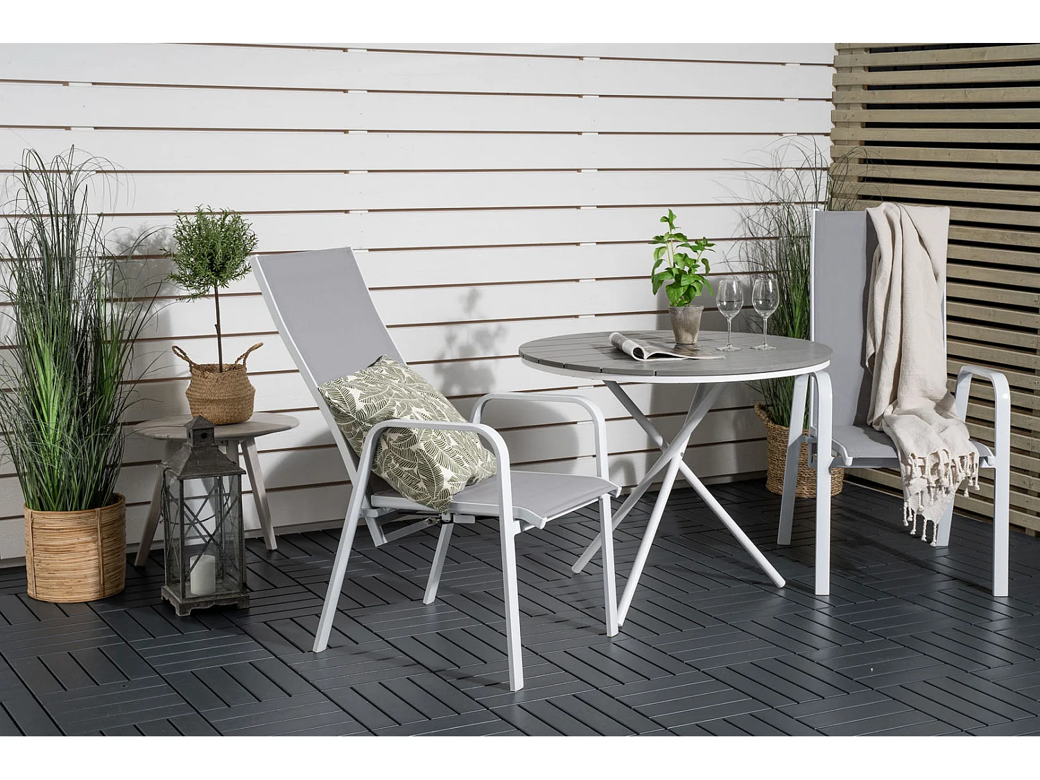 Parma Ensemble table et chaises de jardin, table Ø90cm et 2 chaises Copacabana, blanc, gris, crème.