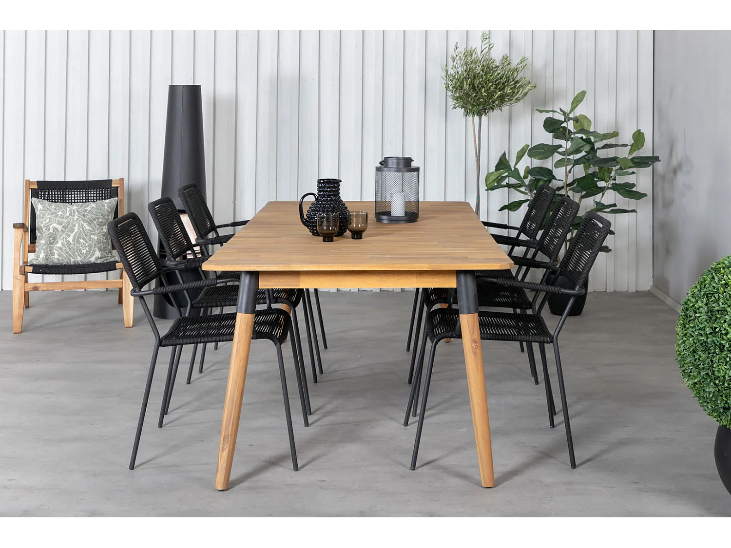 Julian Ensemble table et chaises de jardin, table 100x210cm et 6 chaises Lindos avec accoudoirs, noir, naturel.