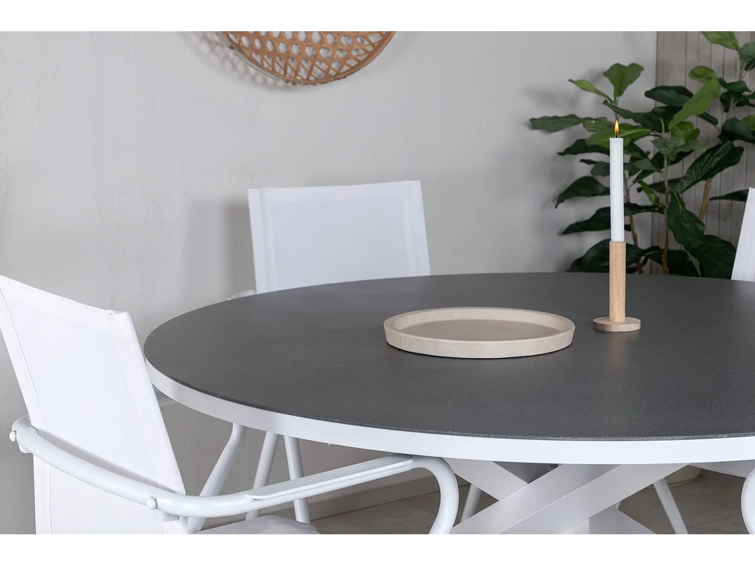 Copacabana Ensemble table et chaises de jardin, table Ø140cm et 4 chaises Alina, blanc, gris, crème.