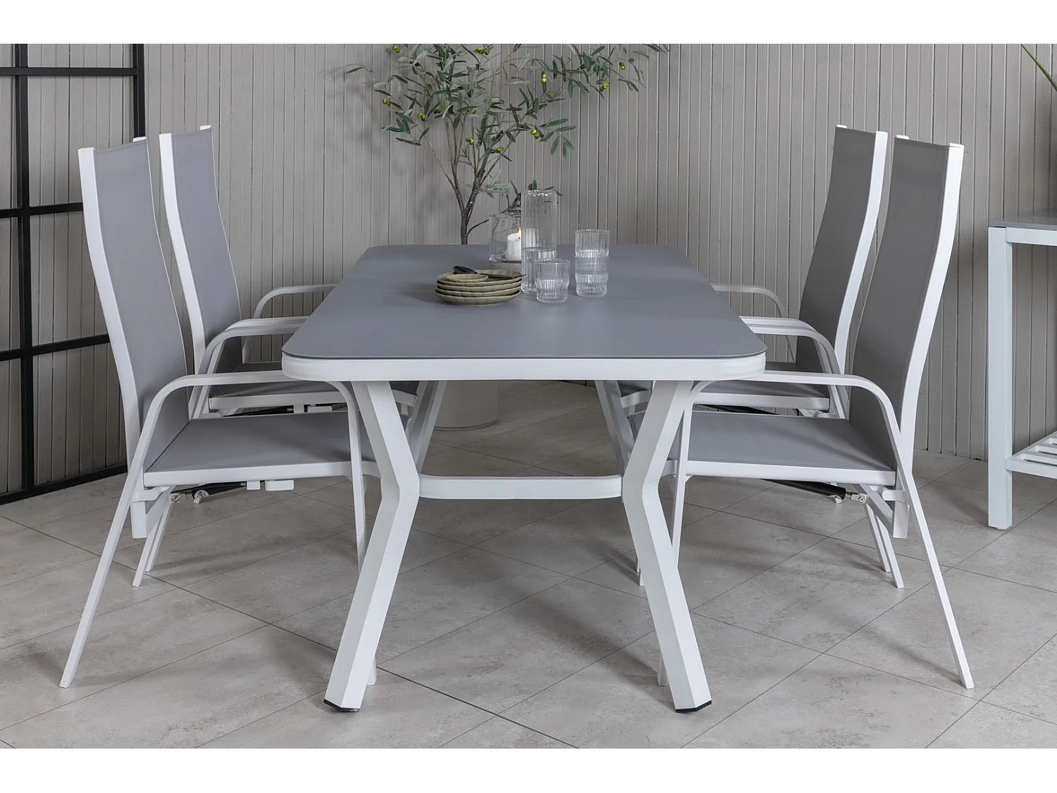 Virya Ensemble table et chaises de jardin, table 90x160cm et 4 chaises Copacabana, blanc, gris.