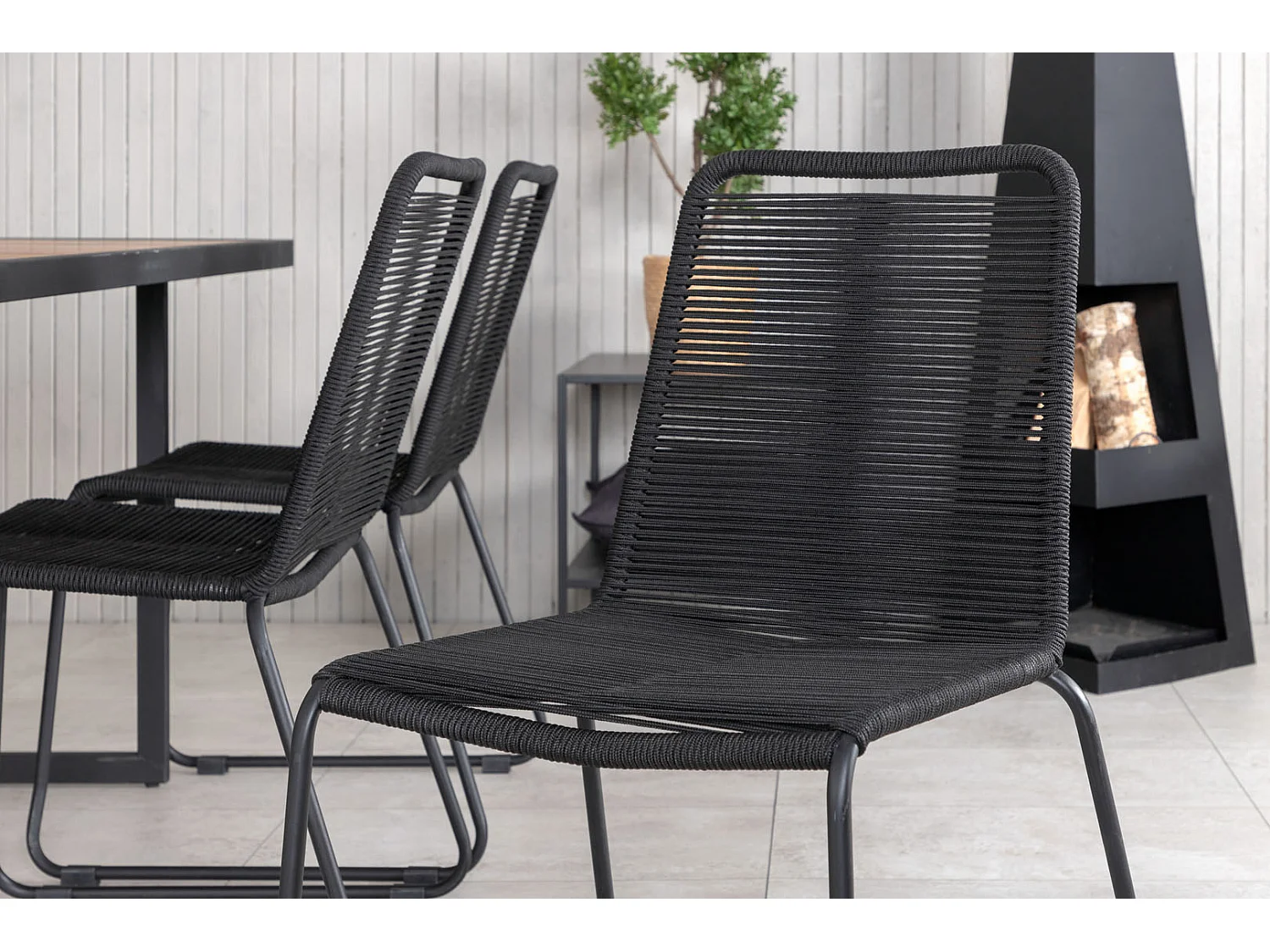 Khung Gartenset Tisch 100x200cm und 6 Stühle stabel Lindos schwarz, natur.