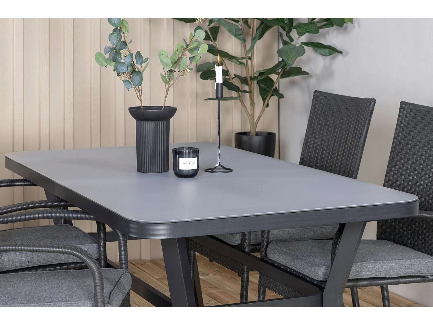 Virya Gartenset Tisch 90x160cm und 4 Stühle Anna schwarz, grau.
