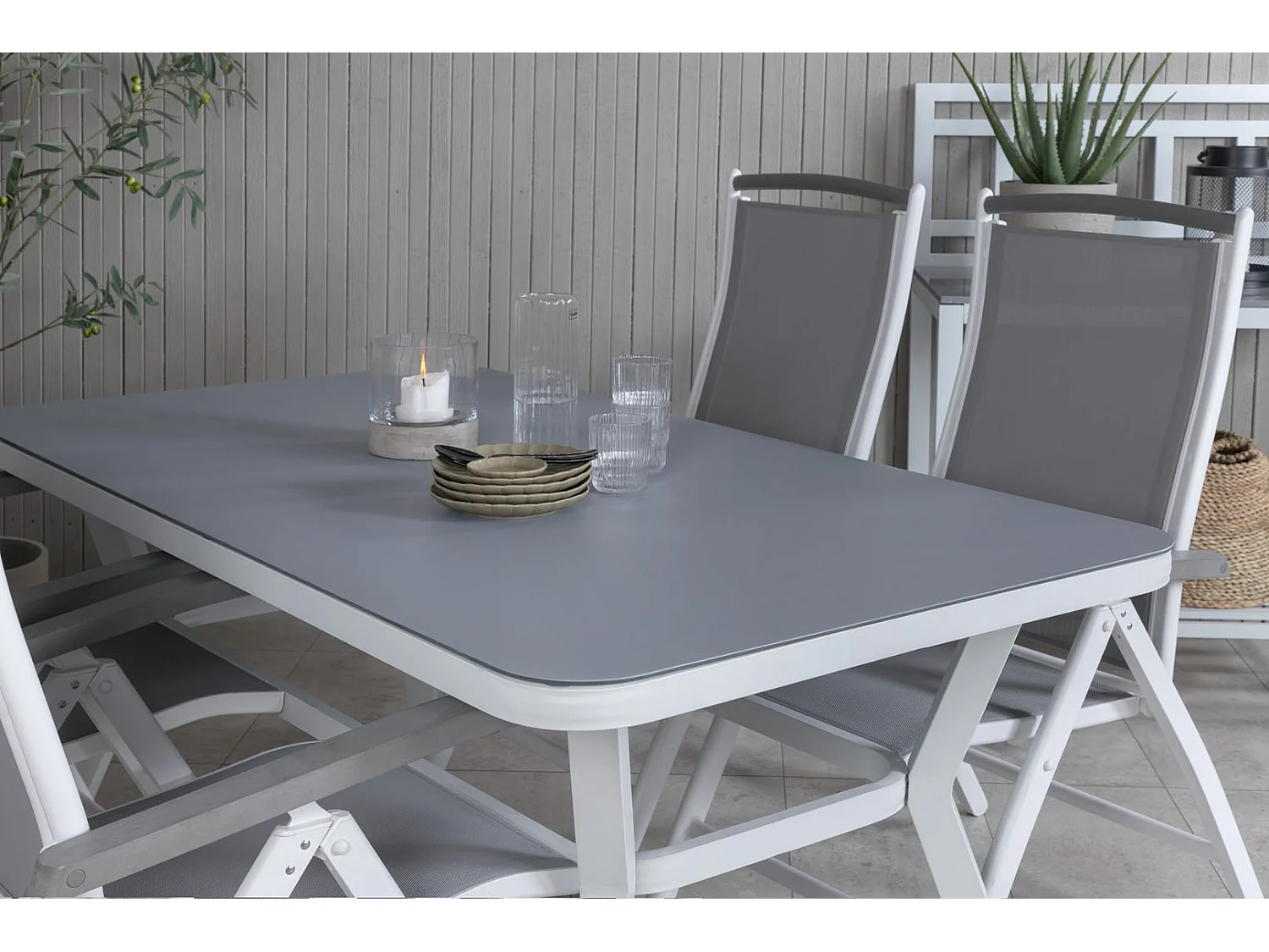 Virya Ensemble table et chaises de jardin, table 90x160cm et 4 chaises 5posG Albany, blanc, gris.