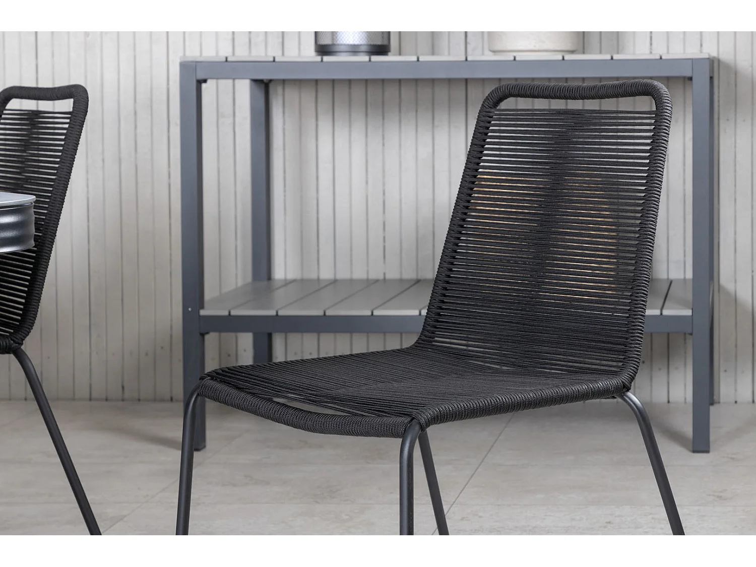 Virya Ensemble table et chaises de jardin, table 100x200cm et 6 chaises stabel Lindos, noir, gris.