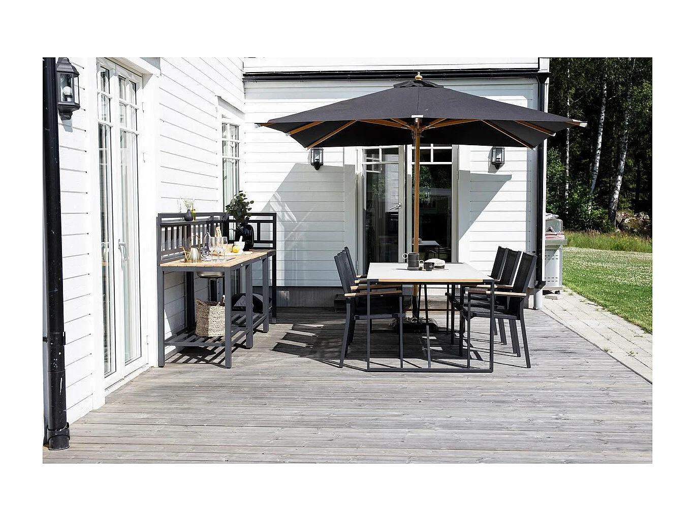 Naxos parasol zwart, natuur.