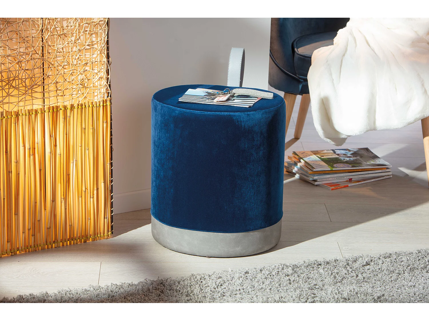 Pouf Osana, sgabello blu e grigio.