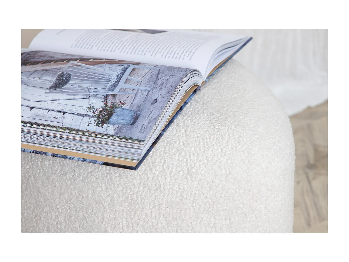 Pouf Tissu Bouclette "Peg" 46cm Blanc