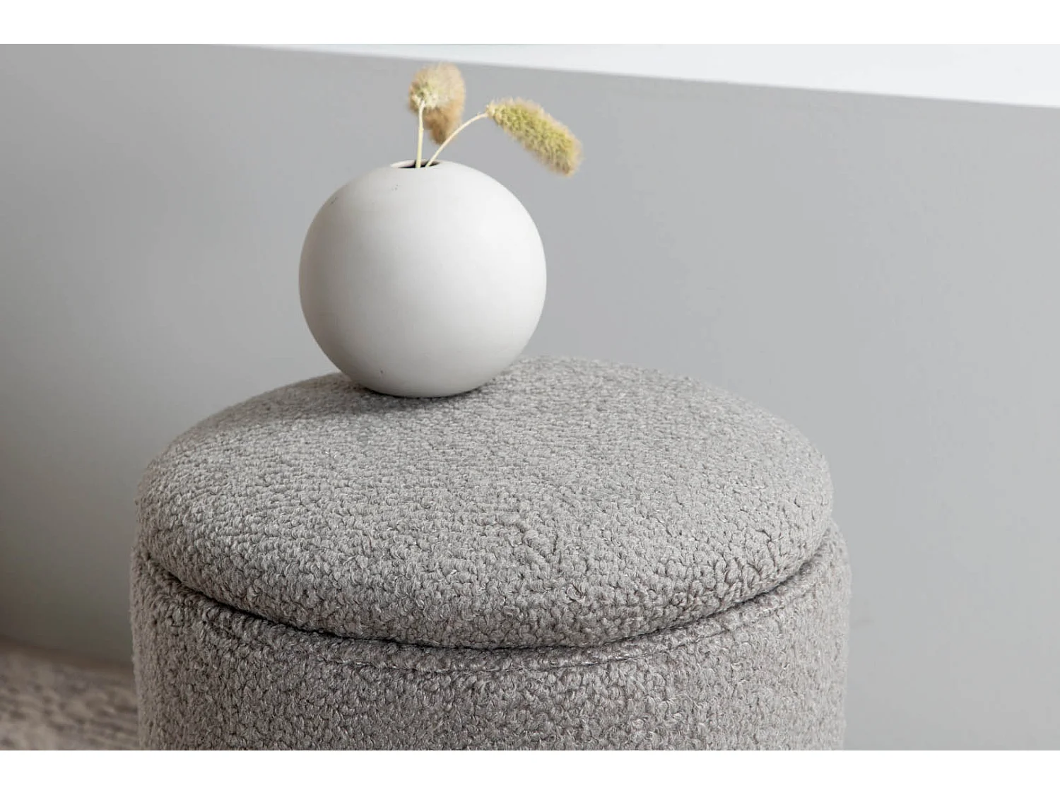 Limpen Pouf, Hocker mit Aufbewahrung Ø32cm Teddystoff grau.