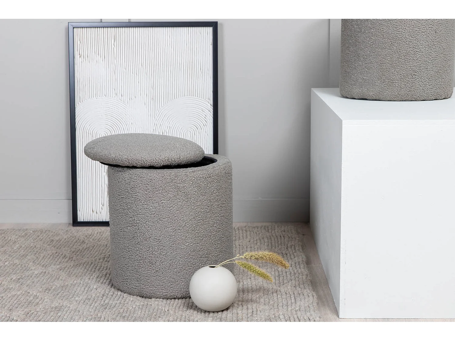 Limpen Pouf, Hocker mit Aufbewahrung Ø32cm Teddystoff grau.