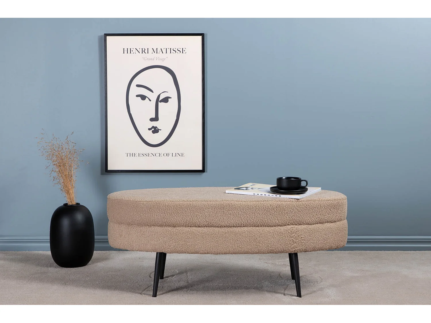 Otto Pouf, Hocker Teddystoff beige, schwarz.