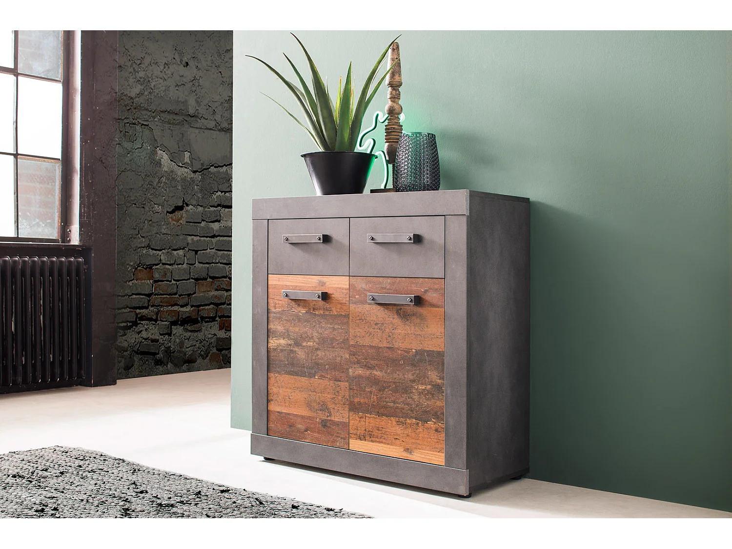 Indy Commode 2 portes, 2 tiroirs, finition chêne gris, style vieux bois.