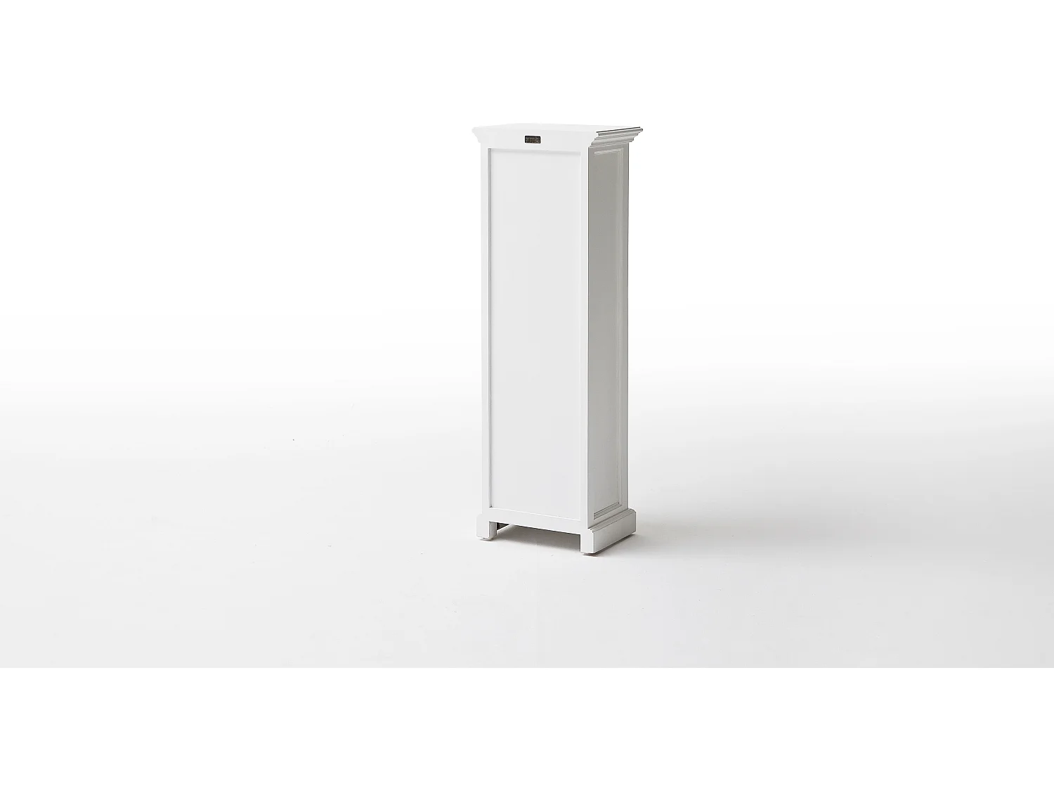 Halifax ladekast met 2 lades en 5 rieten manden, in wit.