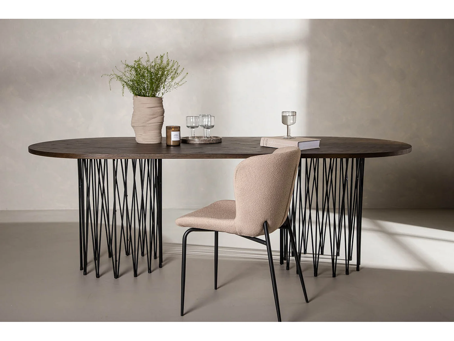 Stone eetkamertafel 100x220cm zwart, bruin.