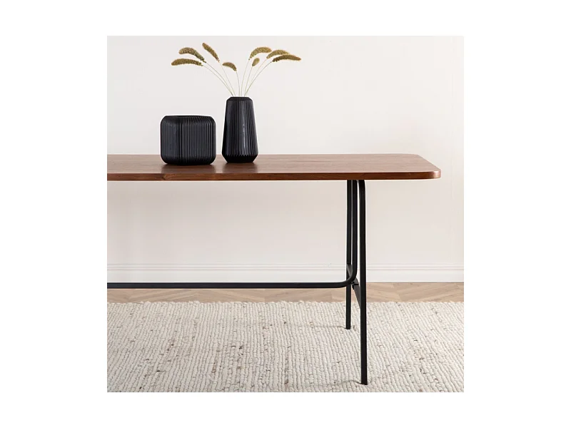 Uno Esstisch 90x200cm Nussbaum furniert.