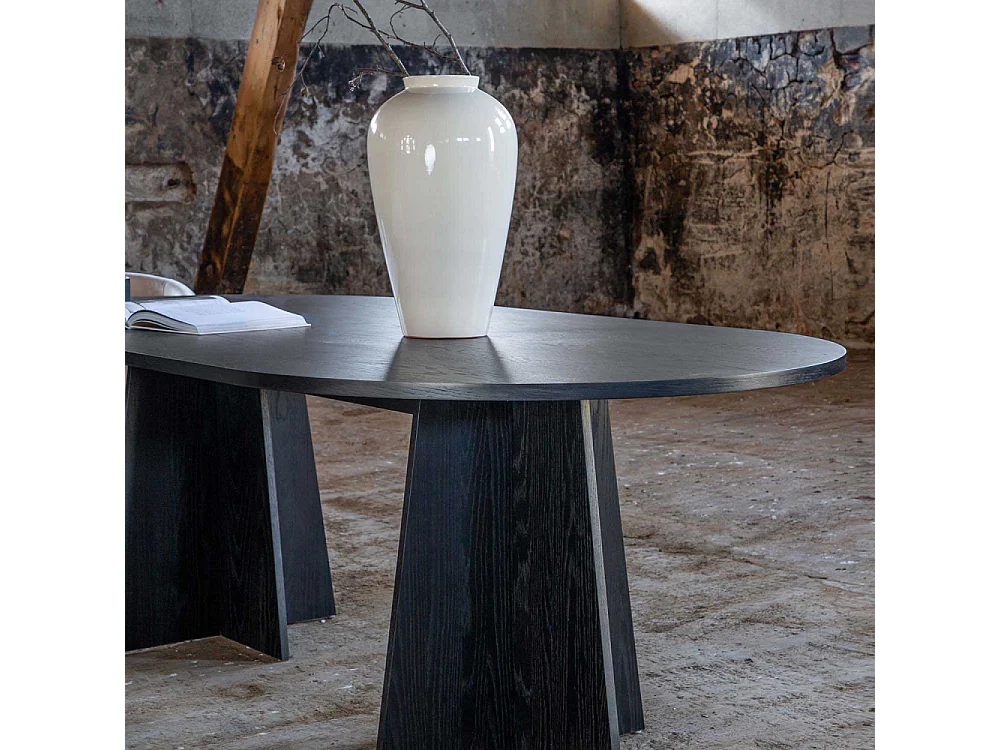 Bootcut eetkamertafel 115x230cm zwart.