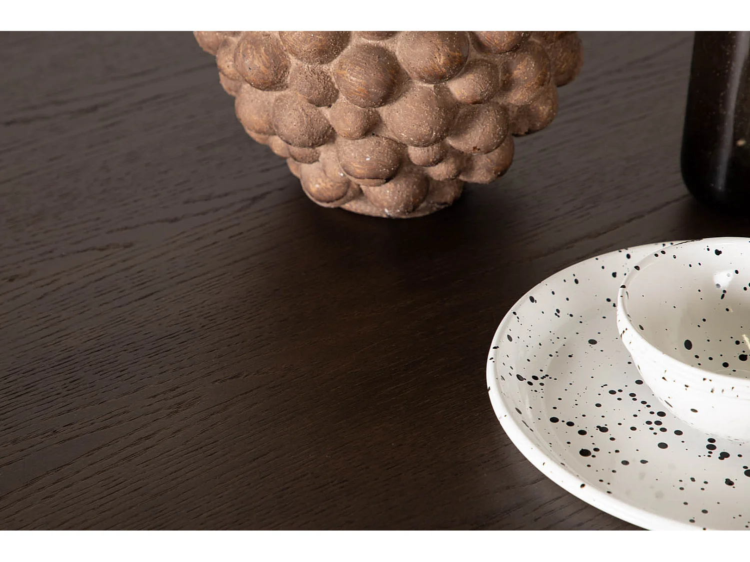 Stone Esstisch Ø120cm schwarz, braun.