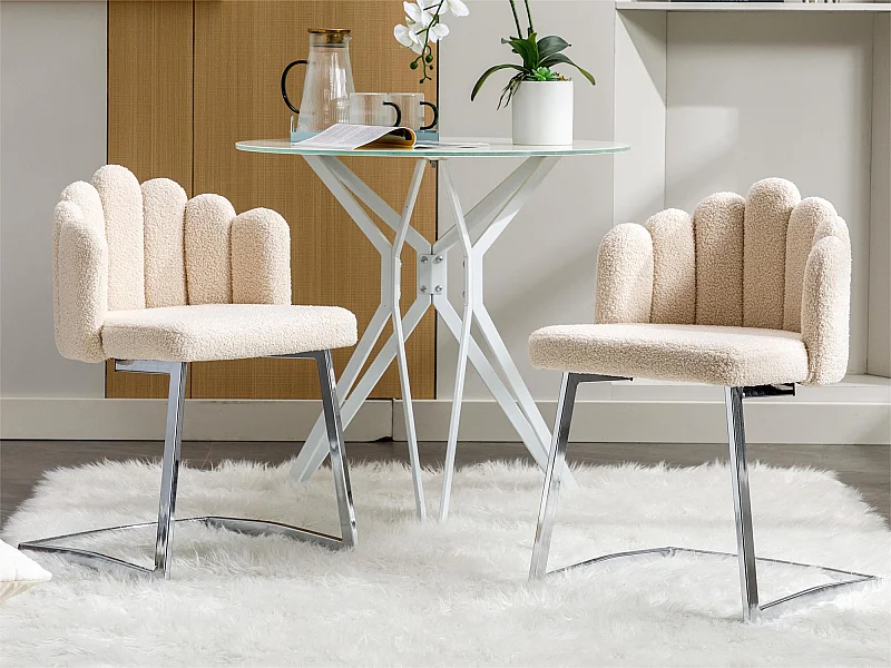 Stuhl 2er-Set – L-förmige Struktur – blütenblattförmige Rückenlehne – Kaschmir – Beige und Silber