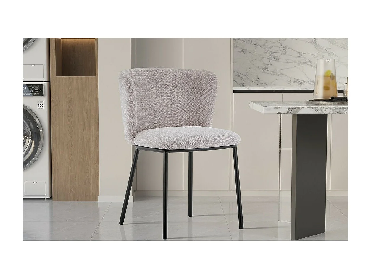 Chaise ARTHUS – Tissu beige avec pieds métal noir – H76 × L52 × P54 cm