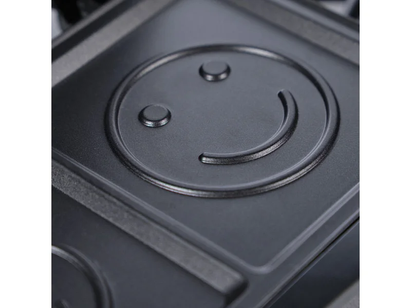 Appareil à sandwich avec plaques de cuisson antiadhésif smiley - LUXIO