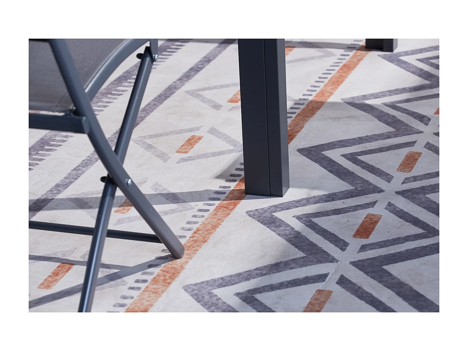 Ensemble table aluminium effet bois et 10 chaises LAGOS