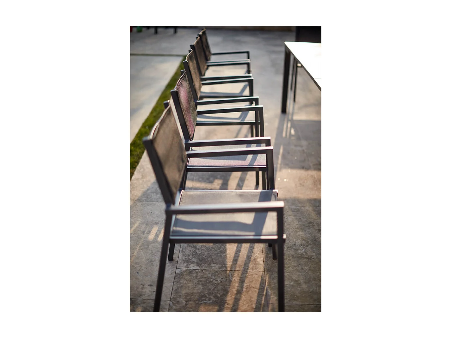 Console extensible et 10 chaises en aluminium OLHAO