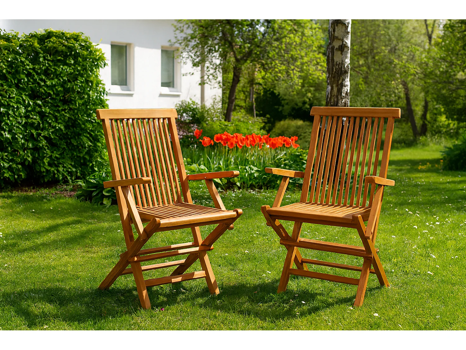 Set aus 2 klappbaren Gartenstühlen aus unbehandeltem massivem Teakholz - Klassischer und bequemer Stil