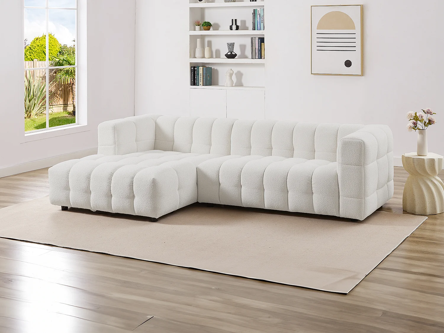 Canapé d'angle gauche en tissu bouclette blanc ivoire LERICI de Pascal Morabito