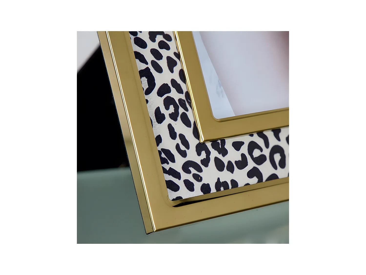 Portafoto 15*20 tela leopardo blanco y negro metal dorado sintra